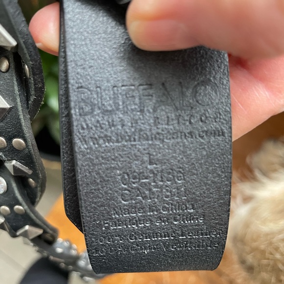 Buffalo studded leather belt - Picture 4 of 6